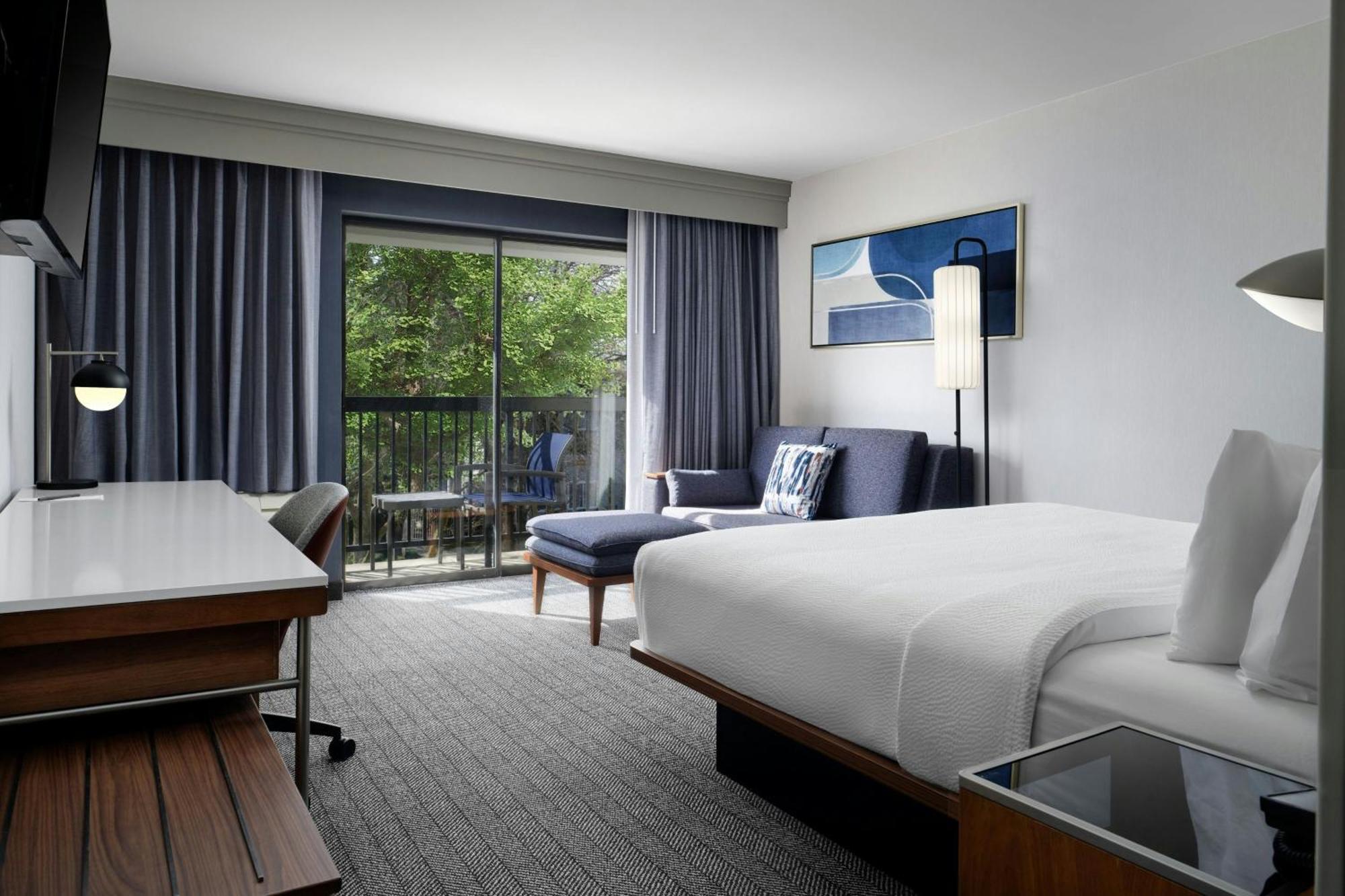 Отель Courtyard By Marriott Стоктон Экстерьер фото