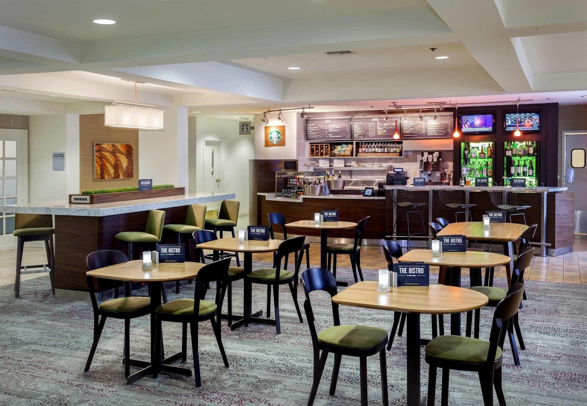 Отель Courtyard By Marriott Стоктон Экстерьер фото