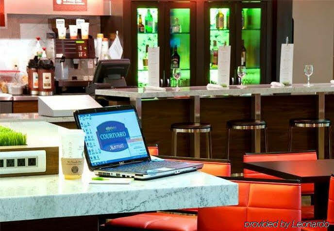 Отель Courtyard By Marriott Стоктон Экстерьер фото