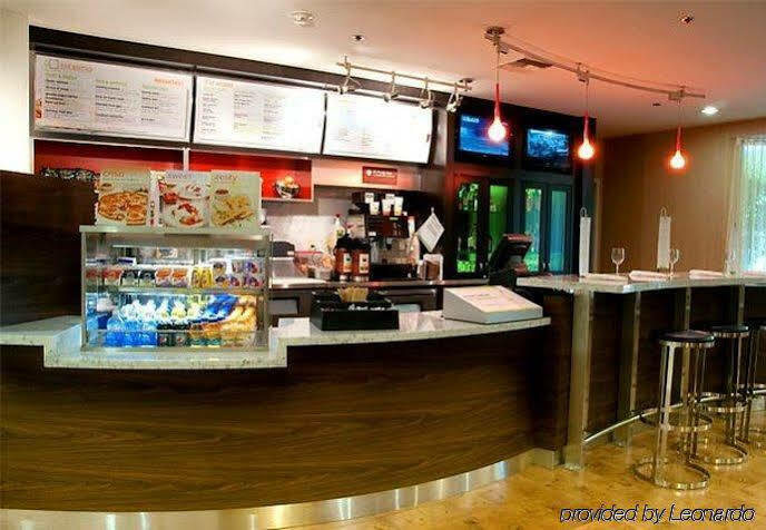 Отель Courtyard By Marriott Стоктон Экстерьер фото